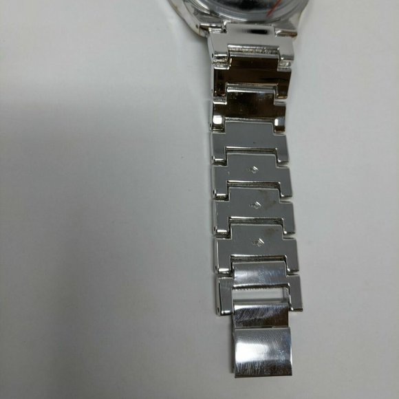 ASOS DESIGN Wrist Watch, Silver Tone - Japan Movement - Picture 9 of 10